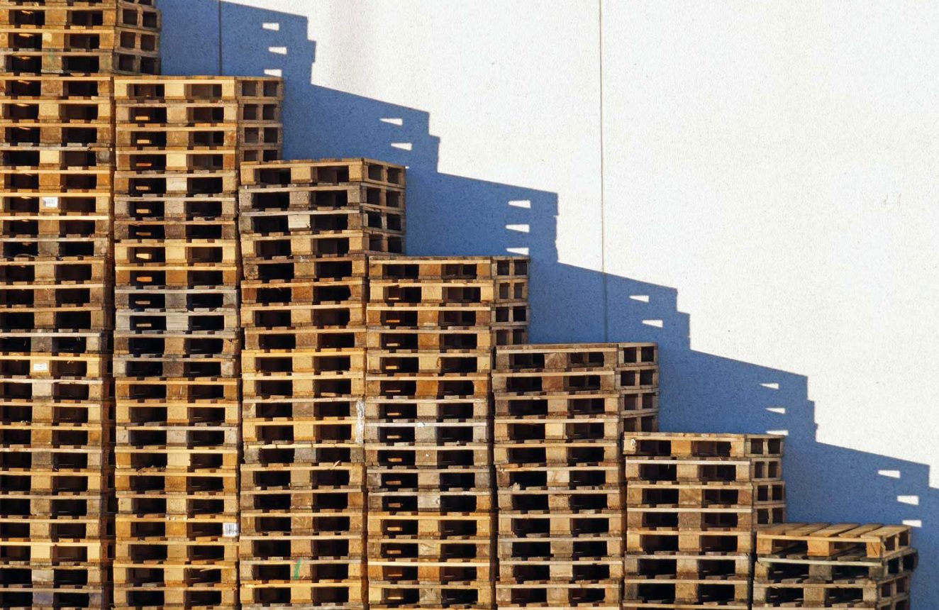 ανακύκλωση αποθεμάτων παλετών και ξύλινης συσκευασίας